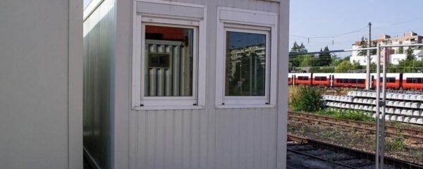 6m Bürocontainer gebraucht Fenster stirnseitig