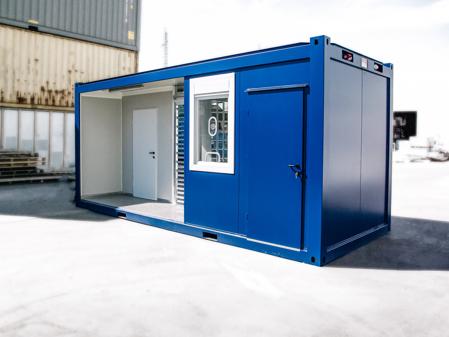 Zugangscontainer EasyAccess-300 Einzelanfertigung