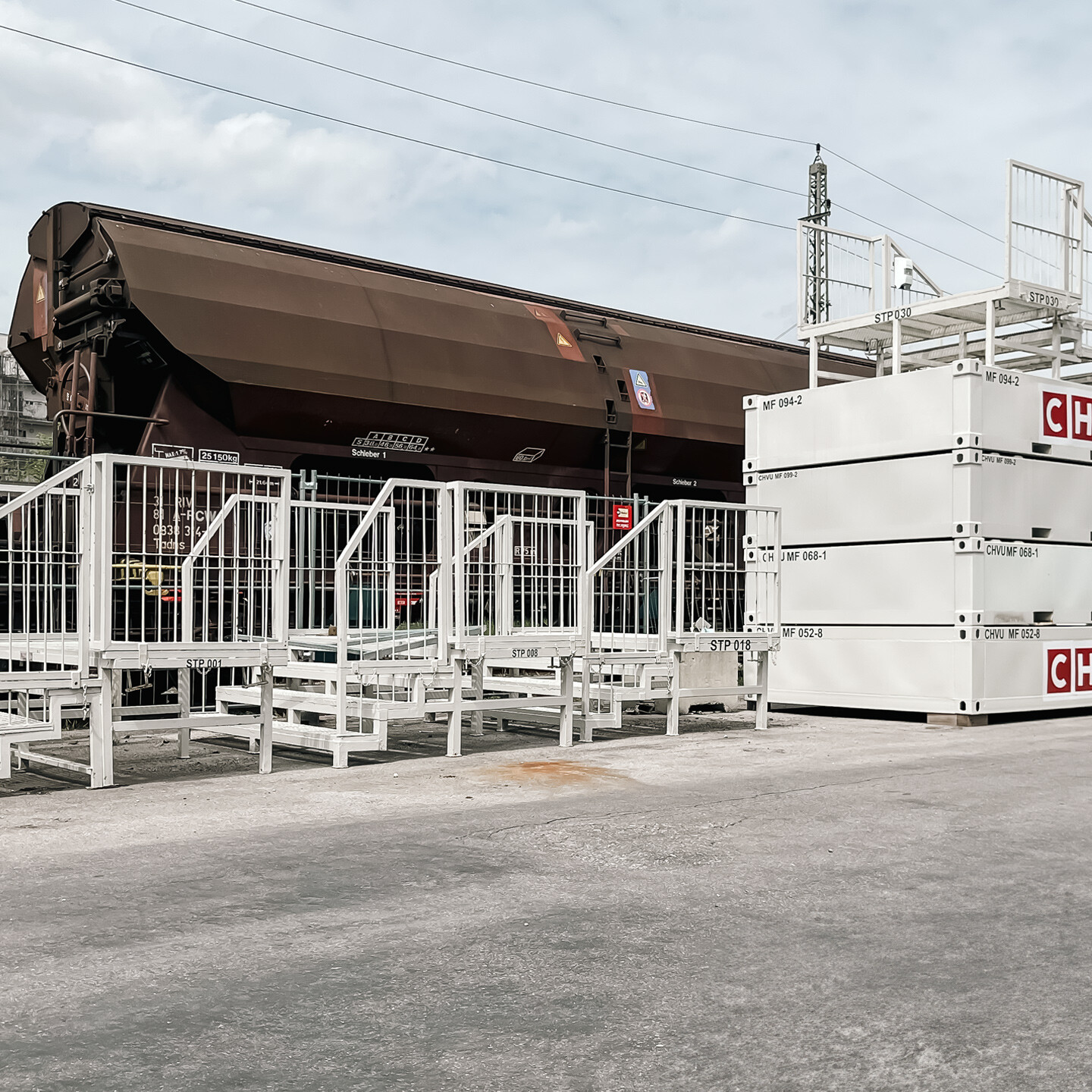 20 Fuß Container Abwassertank und Treppen