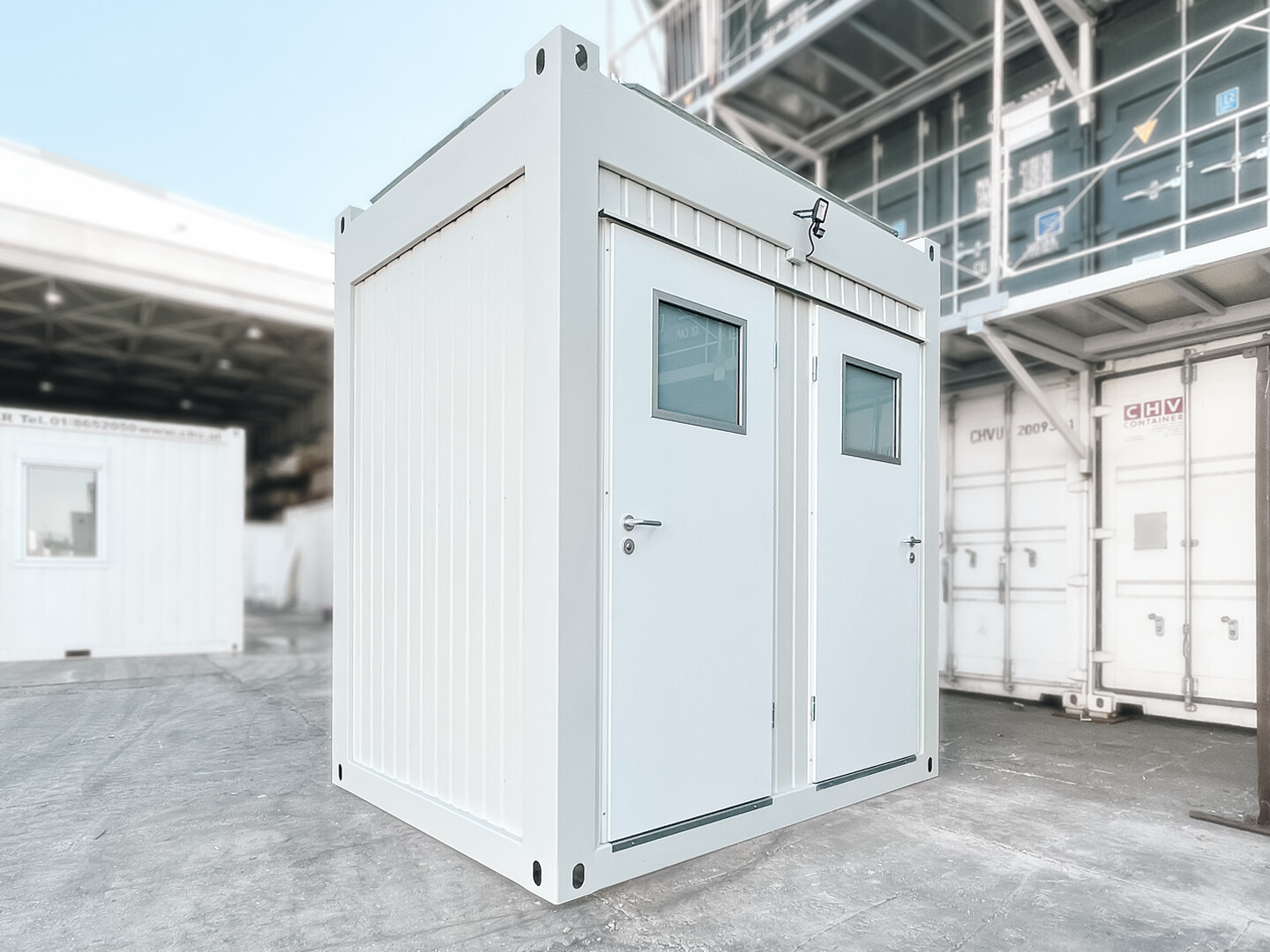 Premium sanitary containers and mobile toilets CHV