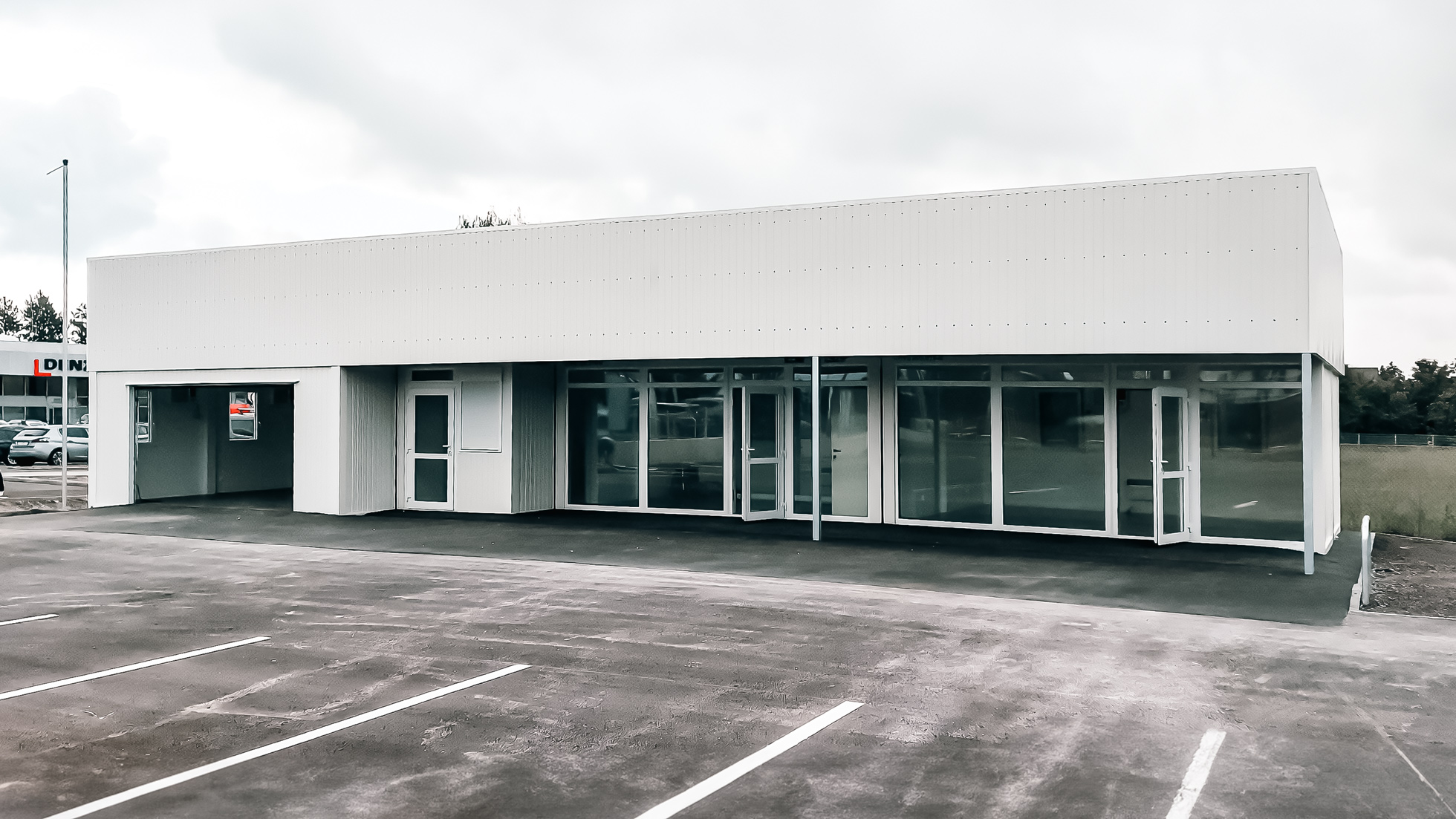 Autohaus Containeranlage mit Showroom Graz