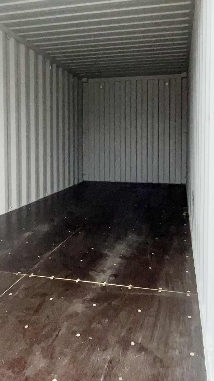 gebrauchter Seecontainer innen