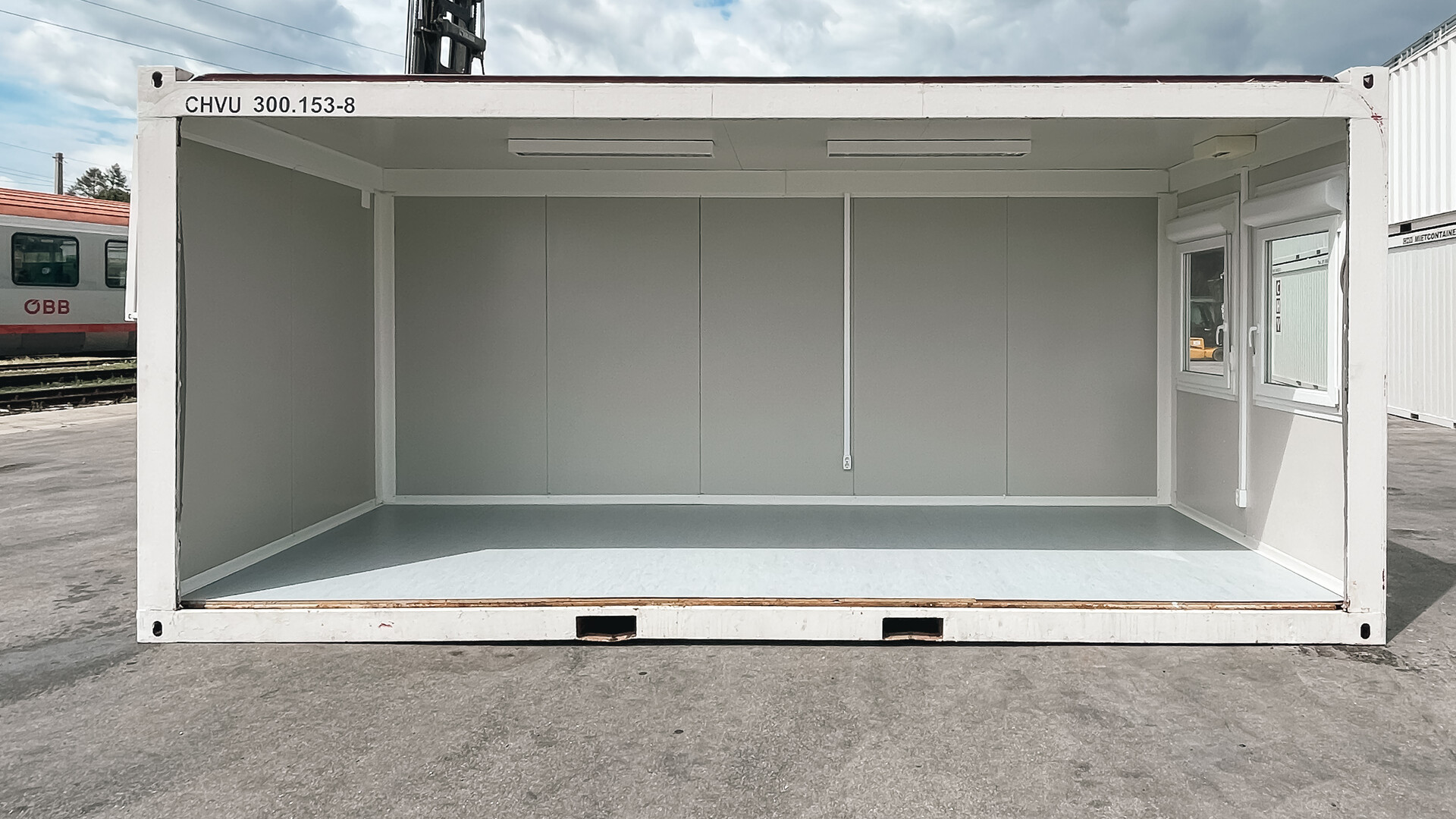 Bürocontainer gebraucht Doppelanlage Innenraum Teil, PVC‑Boden