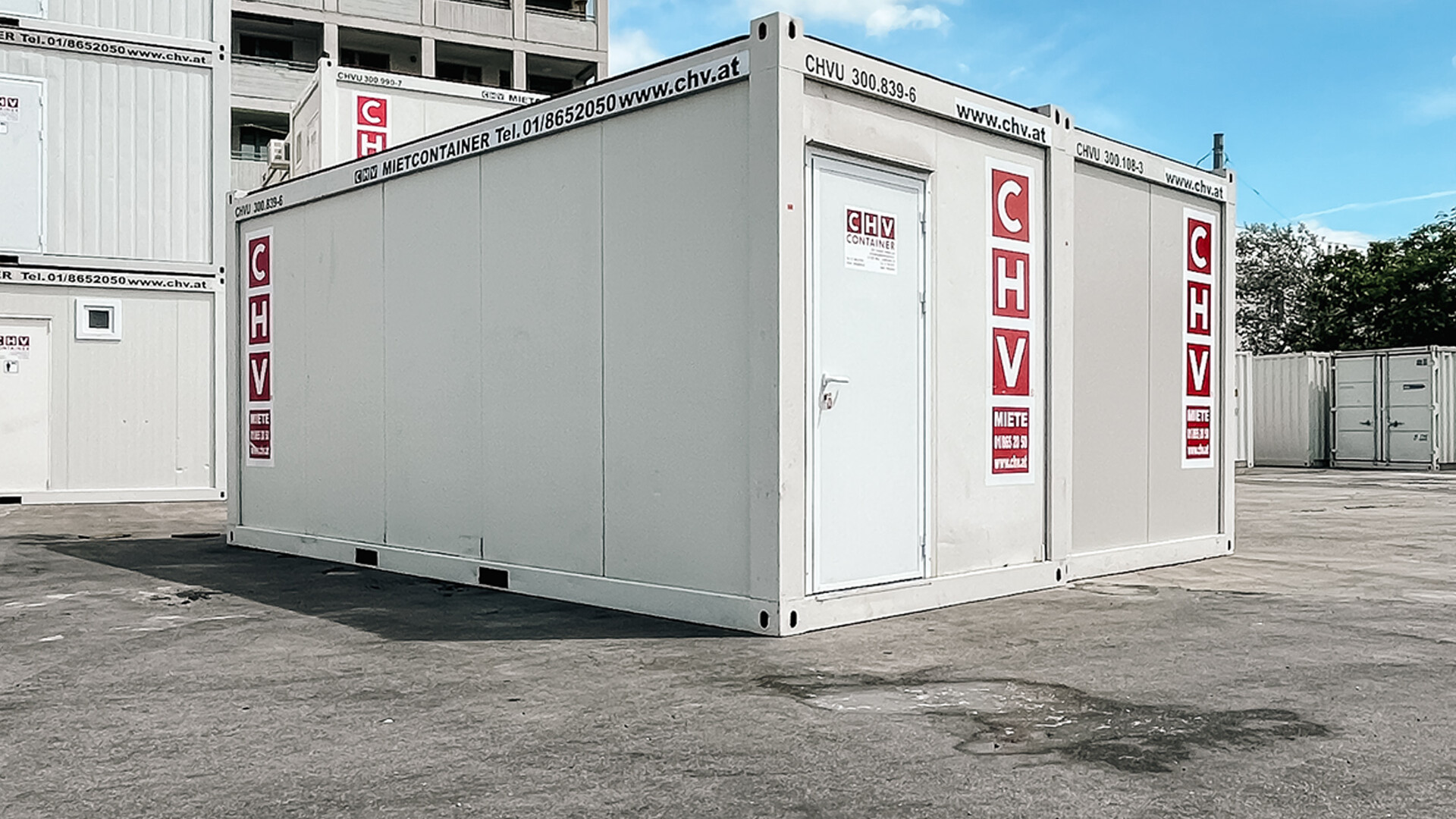 Bürocontainer Doppelanlage 30 m² – Rückansicht Eingangstür