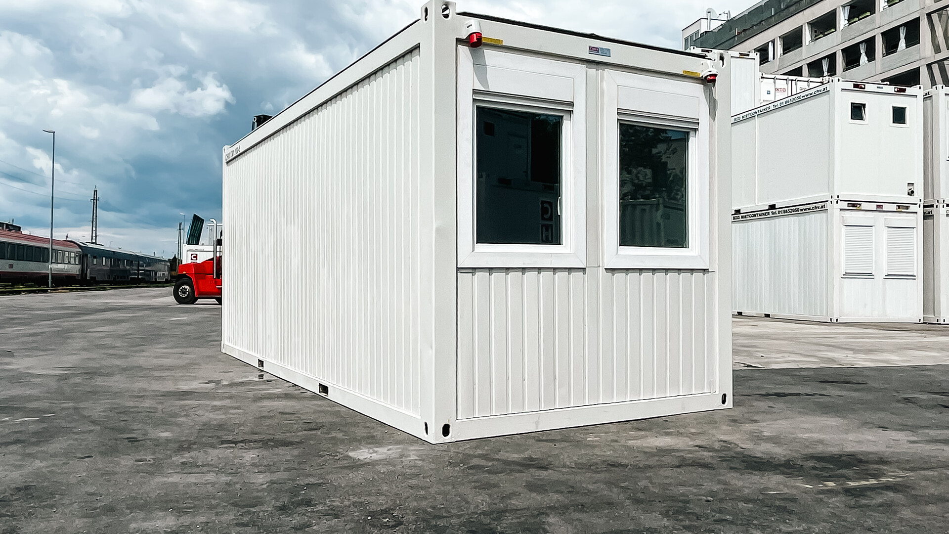 gebraucht bürocontainer kaufen Frontansicht Fenster stirnseitig